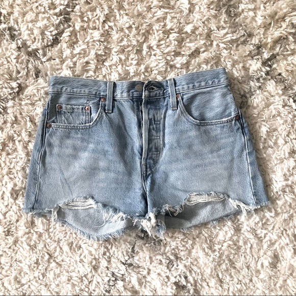 Levi’s 501 Original Women’s Shorts size 28 “Luxor Heat” - Picture 1 of 4